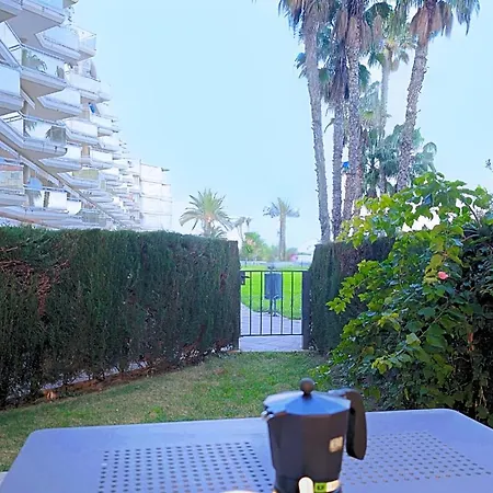 Apartment Bajo Con Jardin