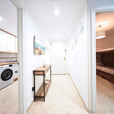 Bajo Con Jardin Apartment *